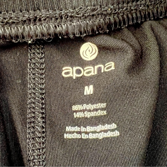 Alana Black Tennis/Yoga Skort - Picture 5 of 6